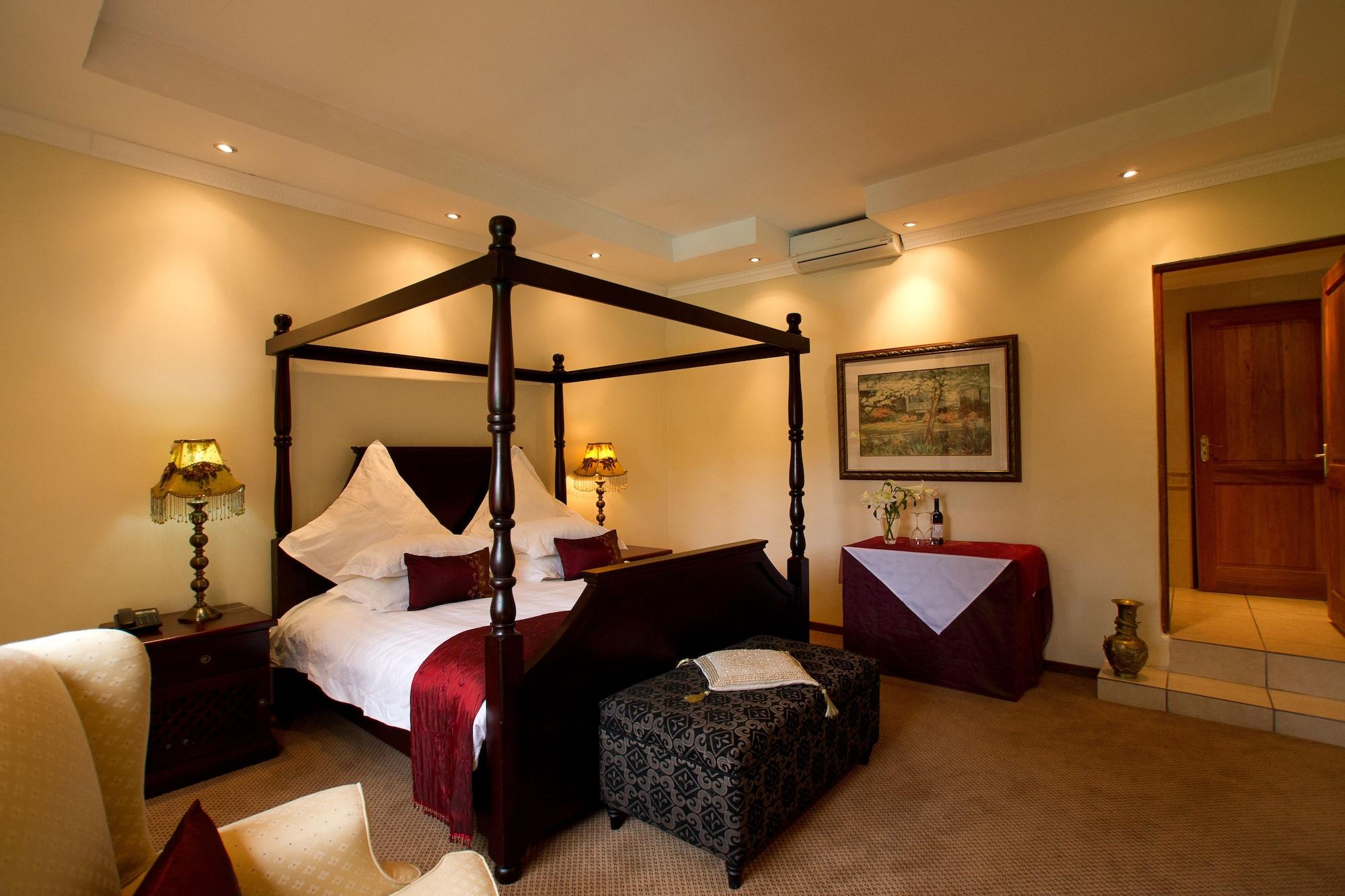 Little Tuscany Boutique Hotel Йоханнесбург Экстерьер фото