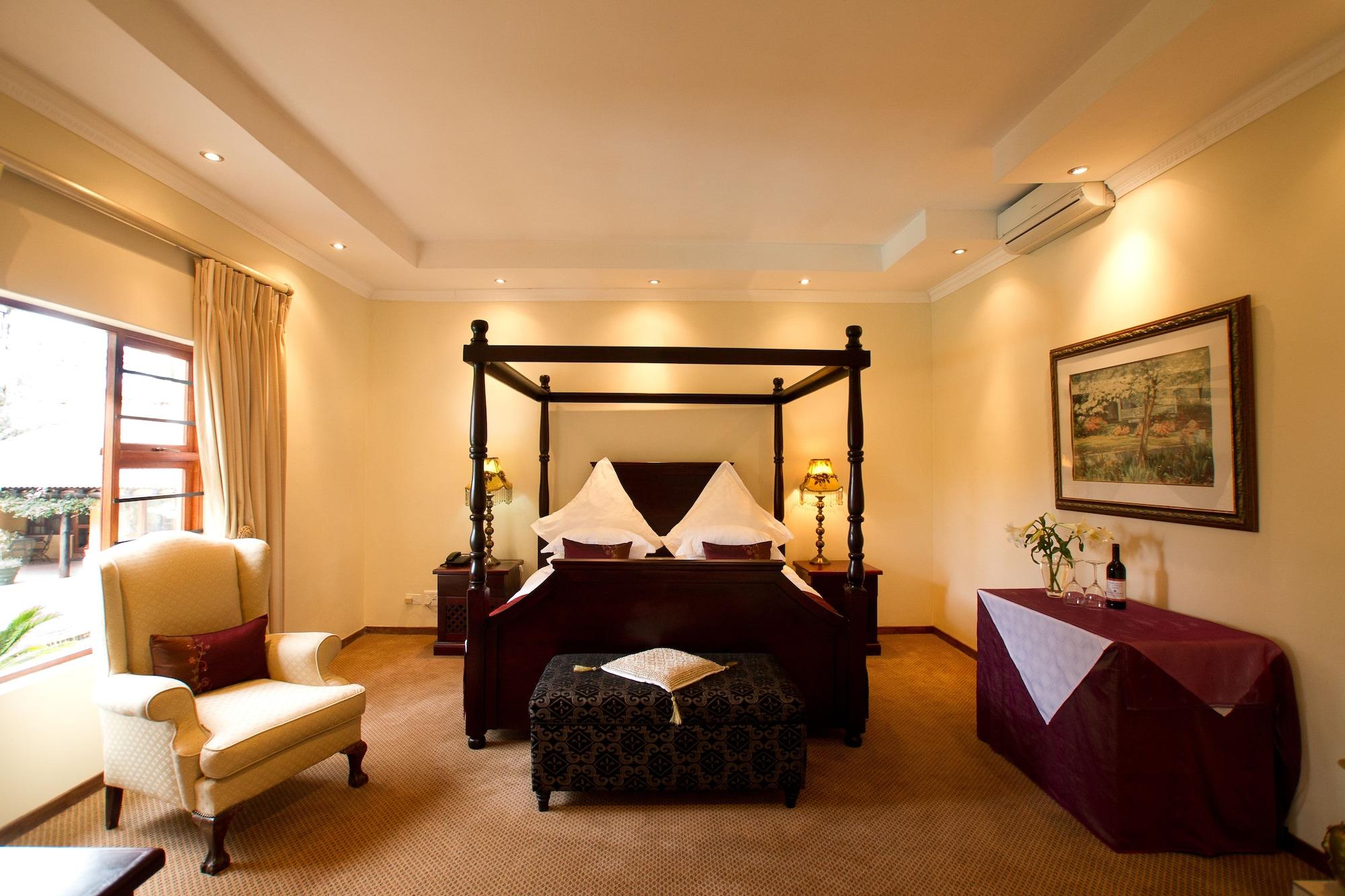 Little Tuscany Boutique Hotel Йоханнесбург Экстерьер фото