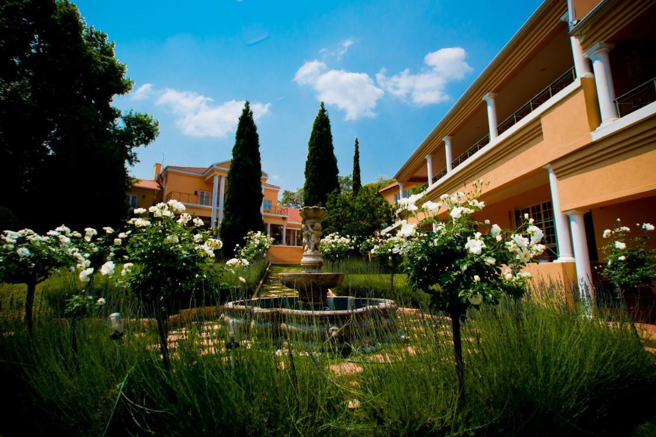 Little Tuscany Boutique Hotel Йоханнесбург Экстерьер фото