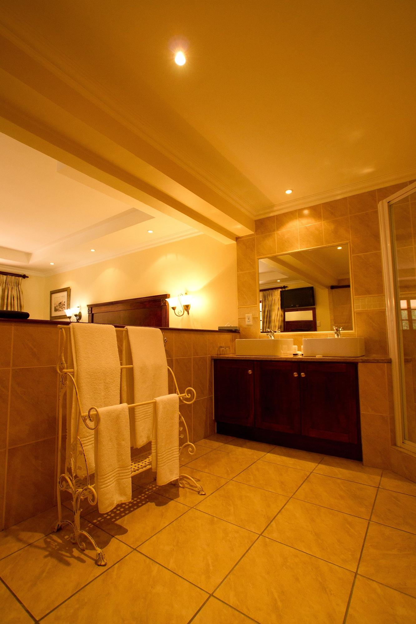 Little Tuscany Boutique Hotel Йоханнесбург Экстерьер фото
