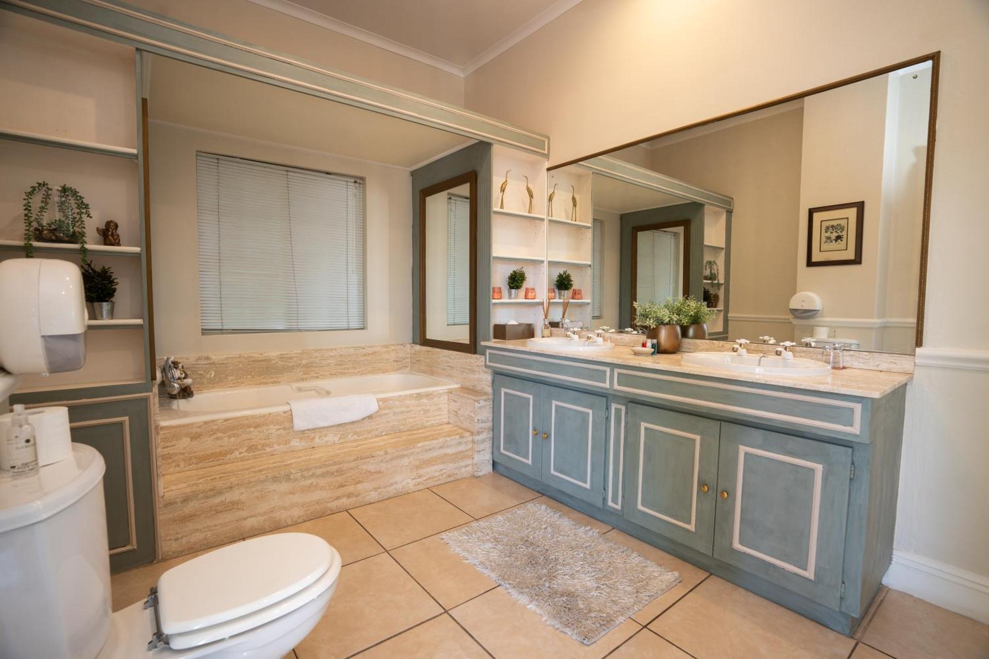 Little Tuscany Boutique Hotel Йоханнесбург Экстерьер фото